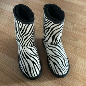 Ugg Australia size 6